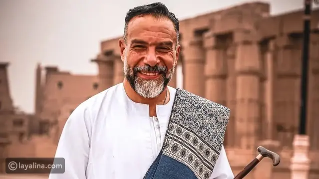 محمد خميس يحتفل بزفافه بإطلالة غير تقليدية: بالجلبات الصعيدي