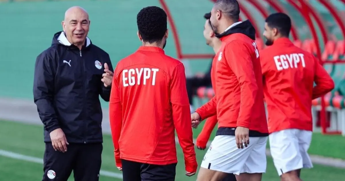 تشكيلة مصر المتوقعة أمام أنغولا.. راحة محمد صلاح ضمن تغييرات عديدة؟