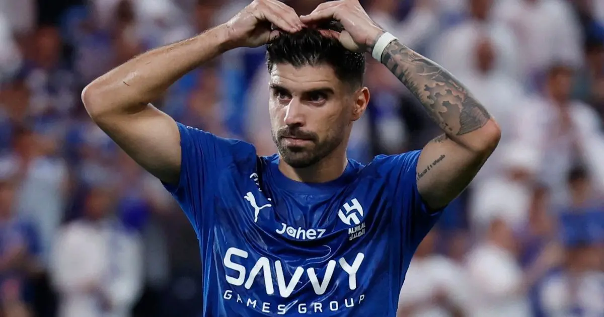 رومانو: روبن نيفيز لم يقبل بعرض الهلال وترقب من عمالقة أوروبا