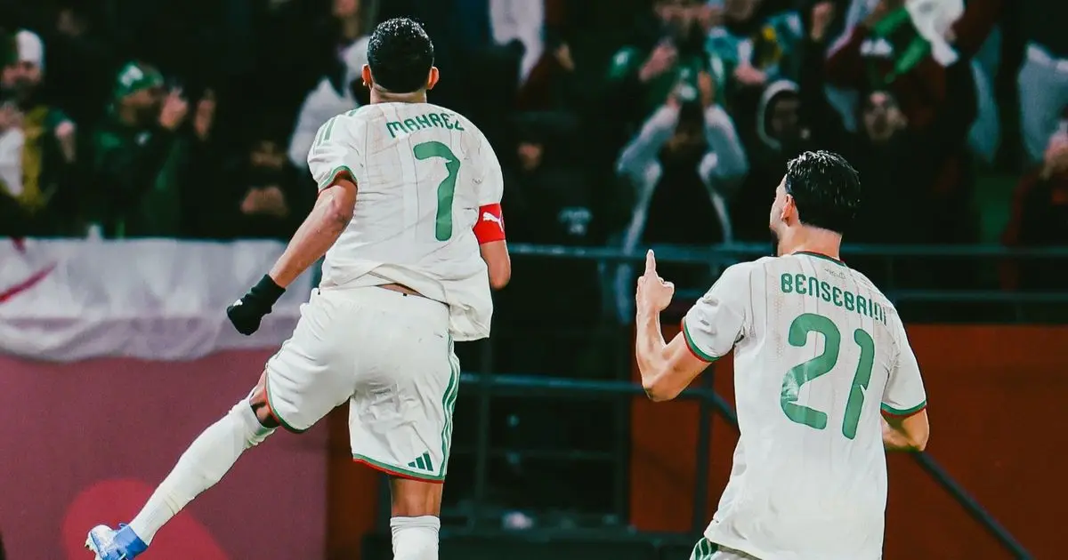 رياض محرز يصبح ثاني أفضل هدّاف للجزائر ويعادل أرقام ماجر التاريخية
