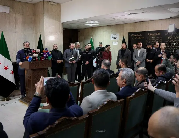 حاكم مصرف سوريا المركزي: أرصدة المصارف بالليرة الجديدة بداية العام القادم
