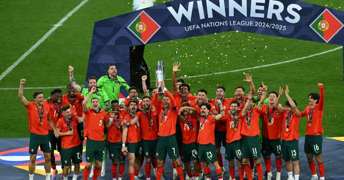 البرتغال تفوز بجائزة أفضل منتخب في حفل "غلوب سوكر"