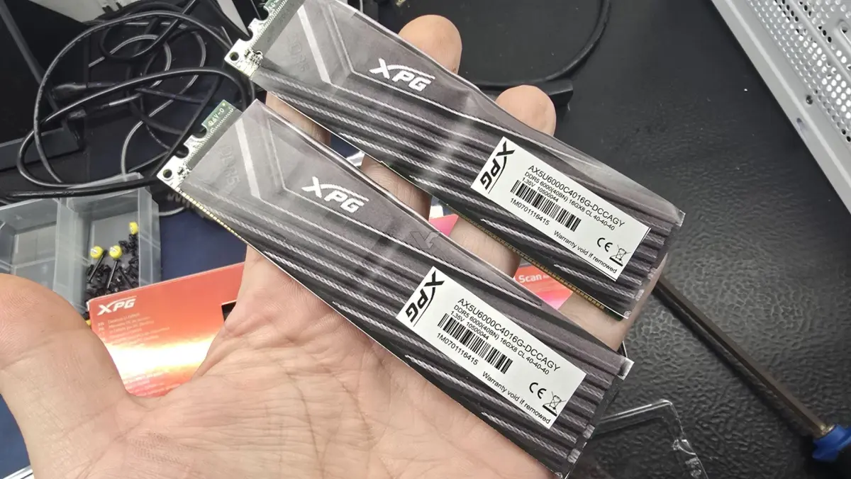 احتيال ذاكرة RAM مزيفة على أمازون: بيع مجموعات DDR5 في عبوات مختومة