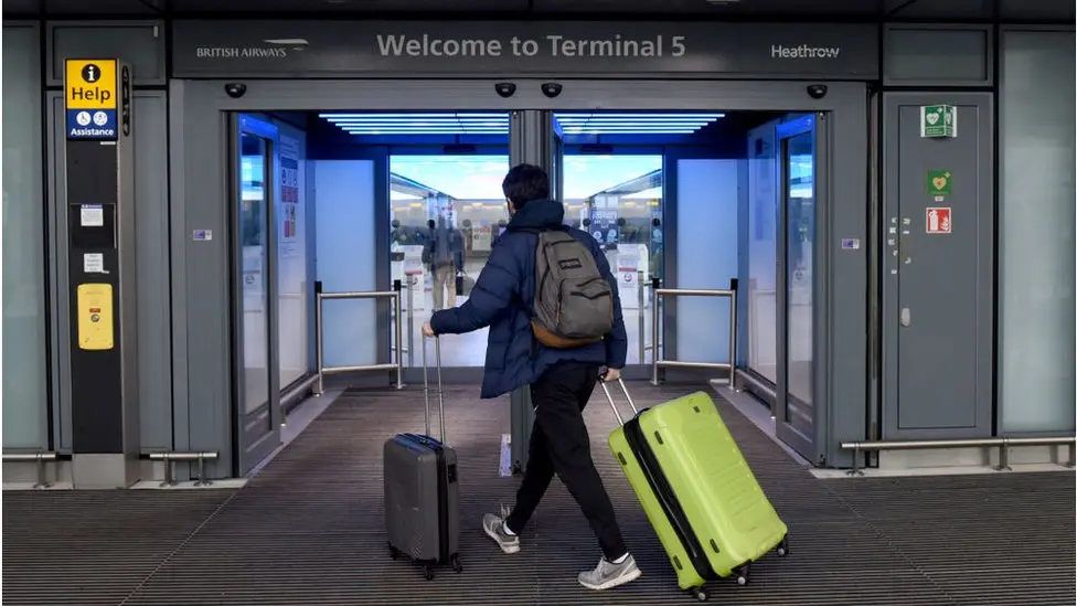 هاشتاق عربي - "الذكاء الاصطناعي الوكالي" تطور جديد في التسوق والسفر