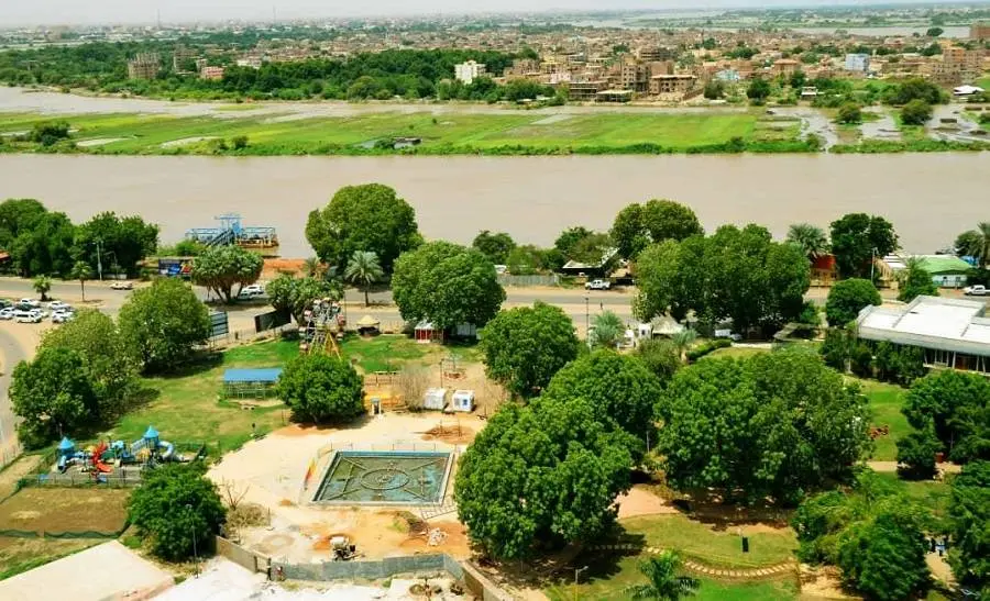 "مقرن النيلين"... مساحة الخرطوم الخضراء كستها الحرب بالسواد