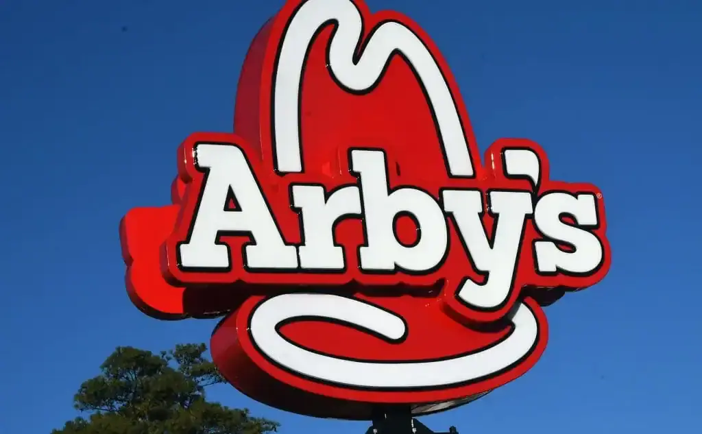 لماذا أغلقت سلسلة مطاعم «آربيز» فروعها؟