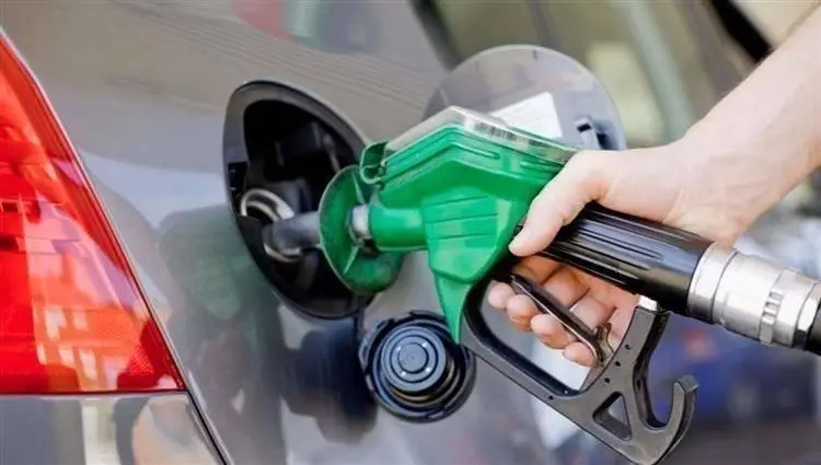 الإمارات.. انخفاض أسعار الوقود لشهر يناير