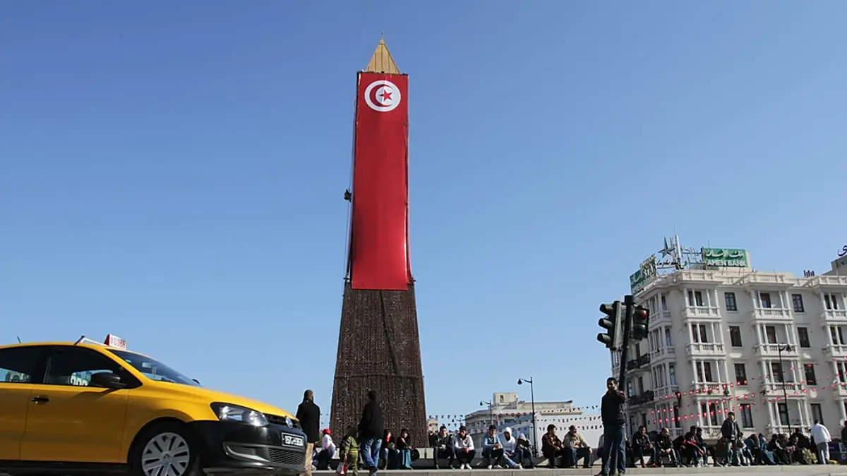 الأولى عربياً في الاكتئاب.. كيف سرق الغلاء في تونس فرحة العام الجديد