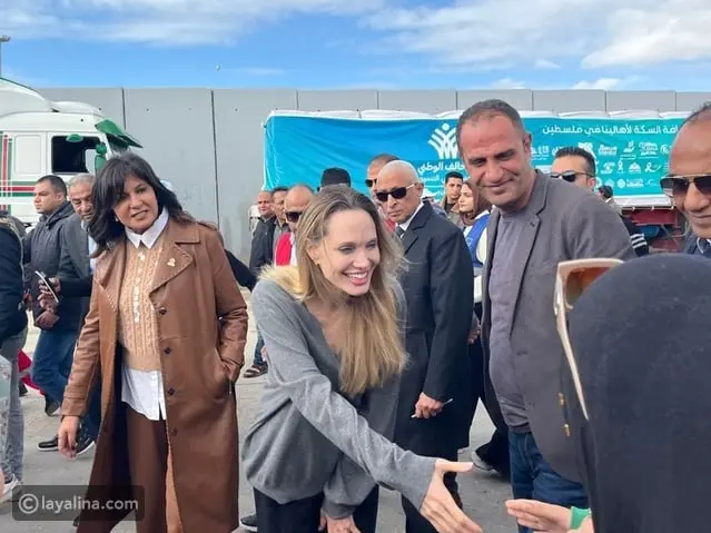 أنجلينا جولي تزور معبر رفح لتفقد جهود إغاثة غزة