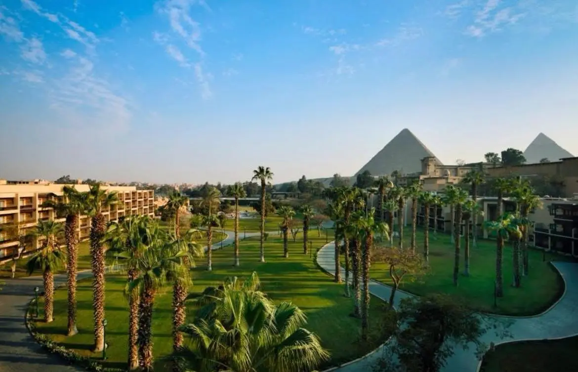 طلعت مصطفى تبدأ 2026 بأول مشروع بتقنيات ما بعد الذكاء الصناعي.. وتسليمات "نور" في موعدها