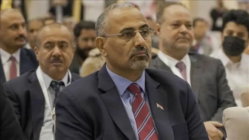 رئيس "الانتقالي" الجنوبي يتحدث عن استفتاء ومرحلة انتقالية لعامين