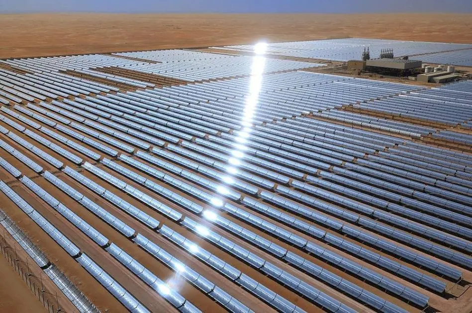 أبوظبي تتخطى 2025 بمشاريع كبيرة لتوليد الطاقة النظيفة والمتجددة