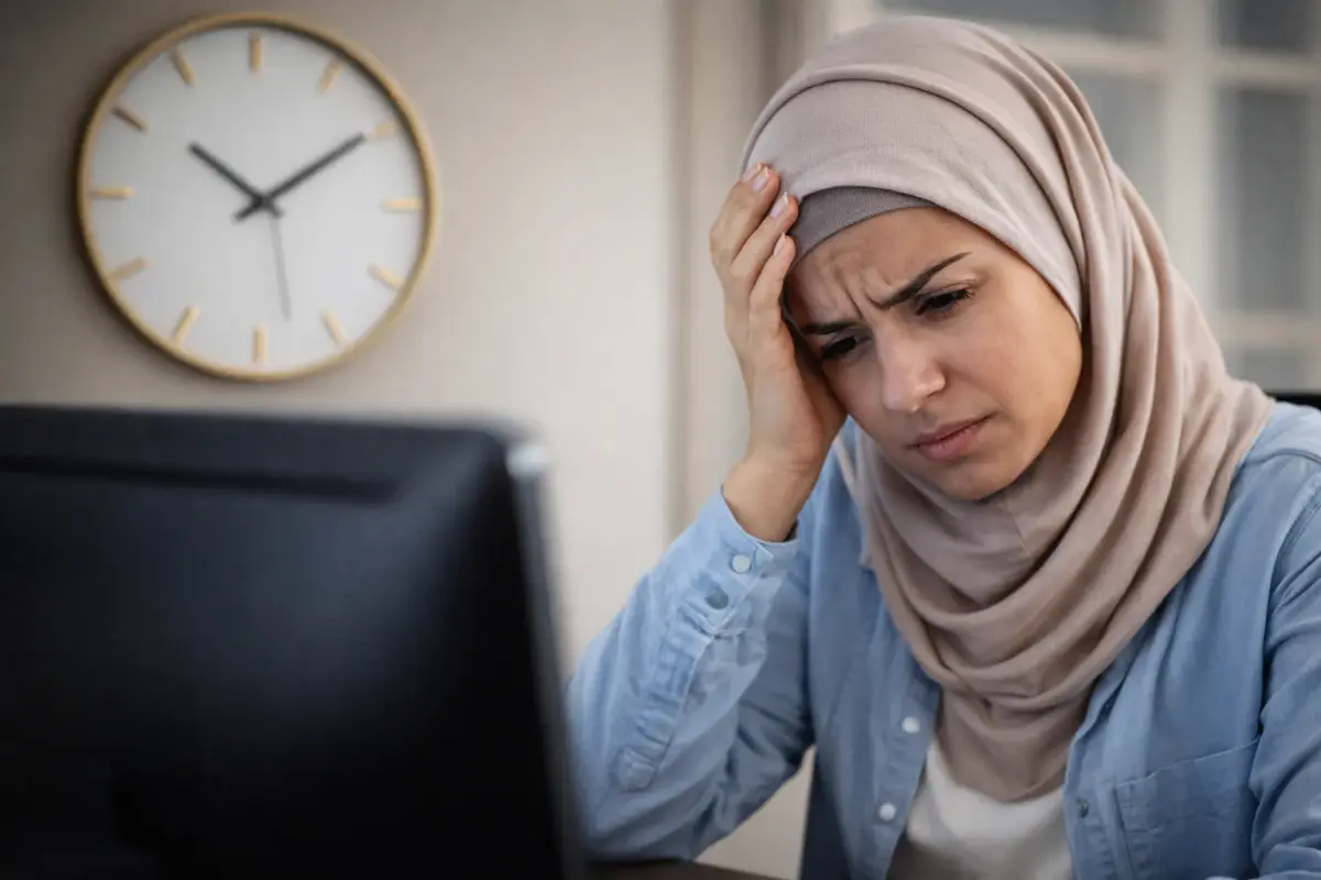 عادات استخدام الكمبيوتر التي تضيع وقتك يوميًا - سوالف سوفت