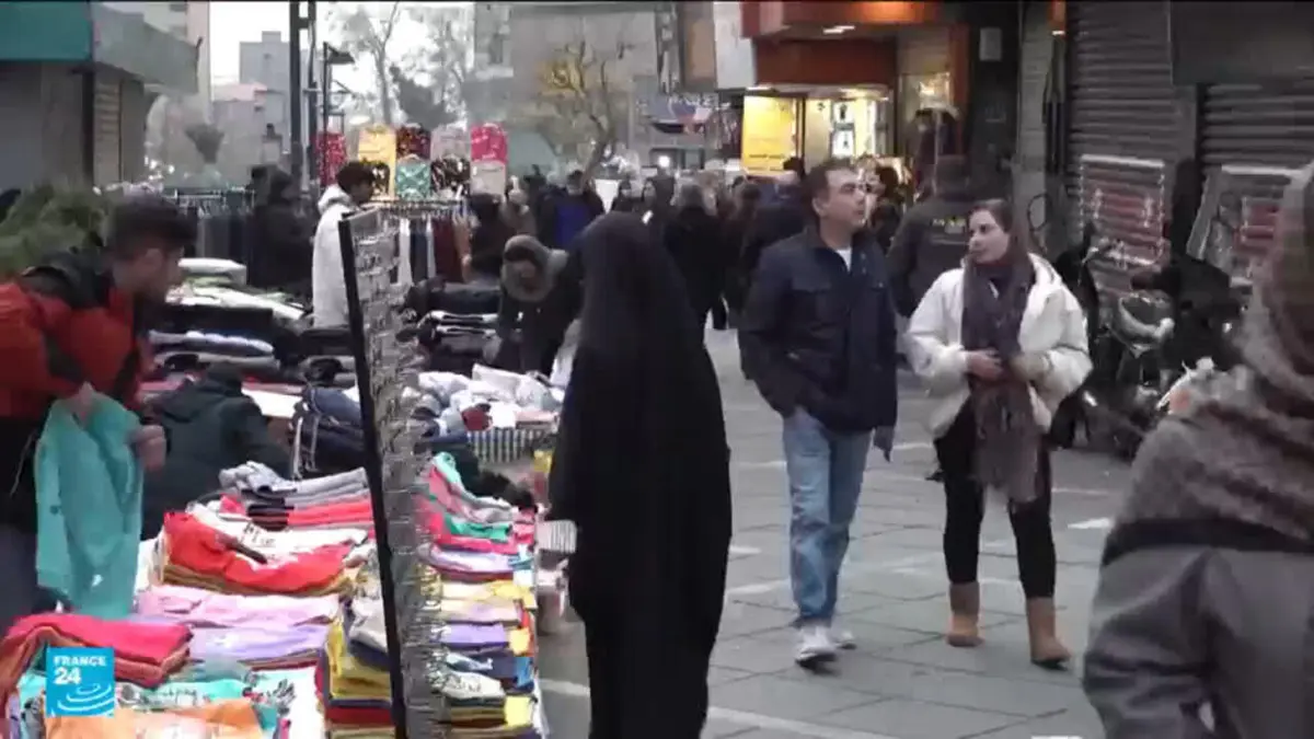 إيران: أزمة غير مسبوقة للريال وارتفاع حاد في معدل التضخم واضطراب في الأسواق