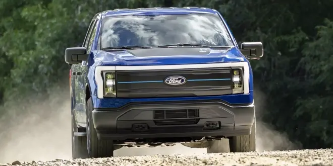 فورد تعترض على جلسة في مجلس الشيوخ بشأن أسعار السيارات وتلوّح بمقاطعتها - سعودي شفت