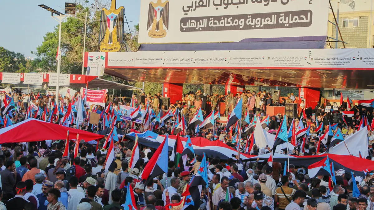 اليمن: السعودية تدعو "المكونات الجنوبية" إلى حوار بالرياض بعد إعلان الانفصاليين سعيهم للاستقلال