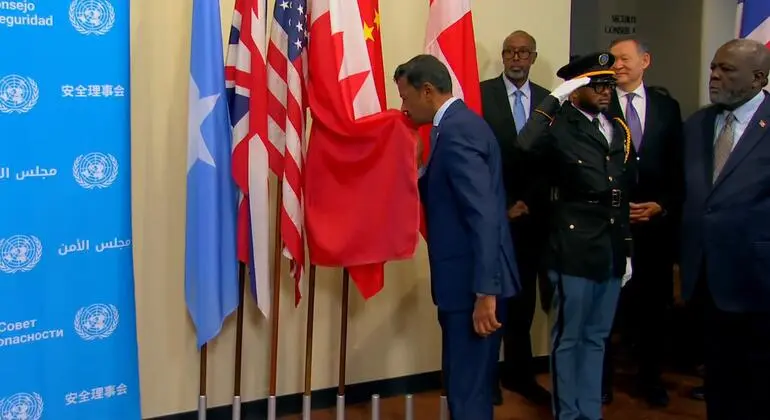 رفع أعلام 5 دول، منها البحرين، مع بدء عضويتها بمجلس الأمن