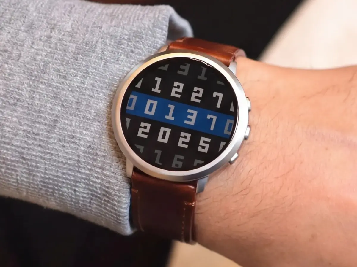 كور ديفايس تطلق Pebble Round 2 بشاشة ePaper ملونة وبطارية تدوم أسبوعين