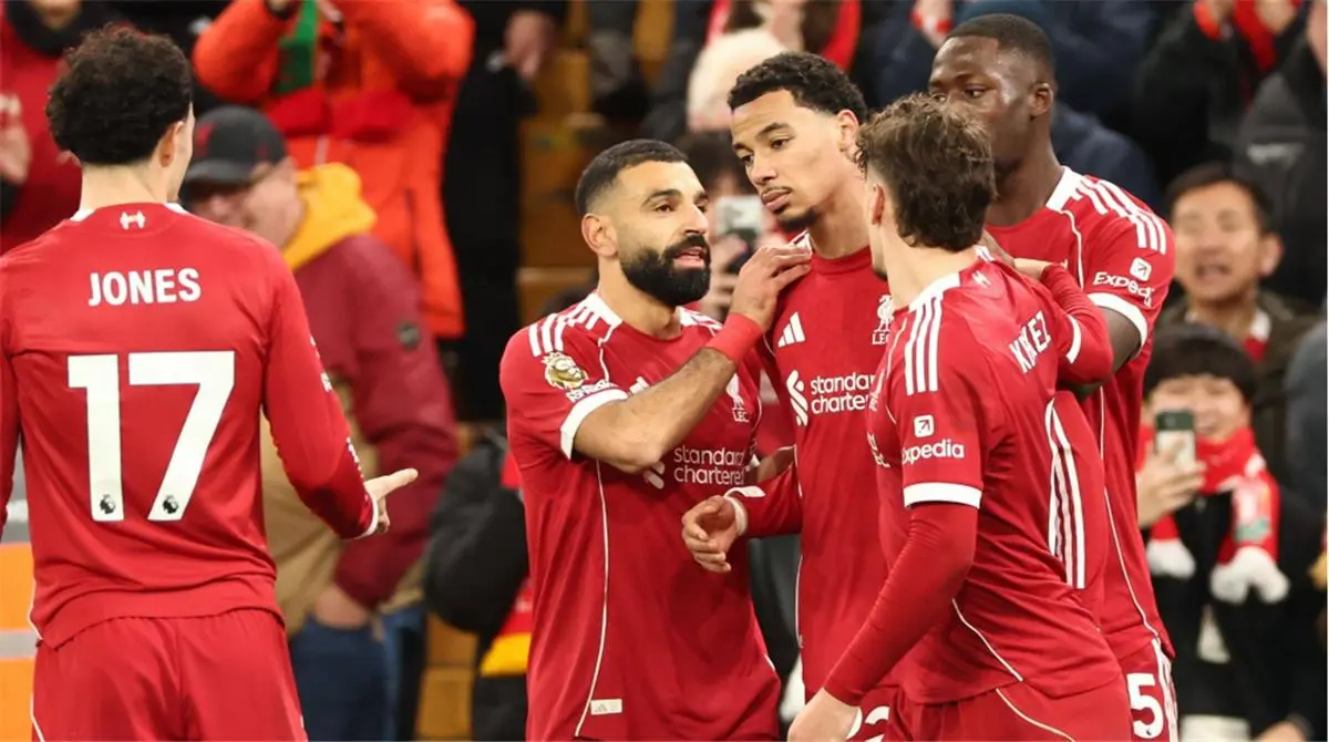 لاعب ليفربول يروي كواليس إصابته بالرباط الصليبي.. ويصرح: محمد صلاح مهووس بالتدريب