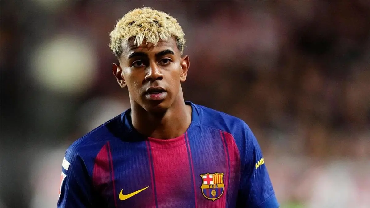 قائمة برشلونة لمباراة إسبانيول في الدوري الإسباني .. موقف لامين يامال