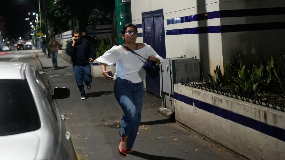فنزويلا: سماع دوي انفجارات قوية وتحليق للطائرات في العاصمة كراكاس