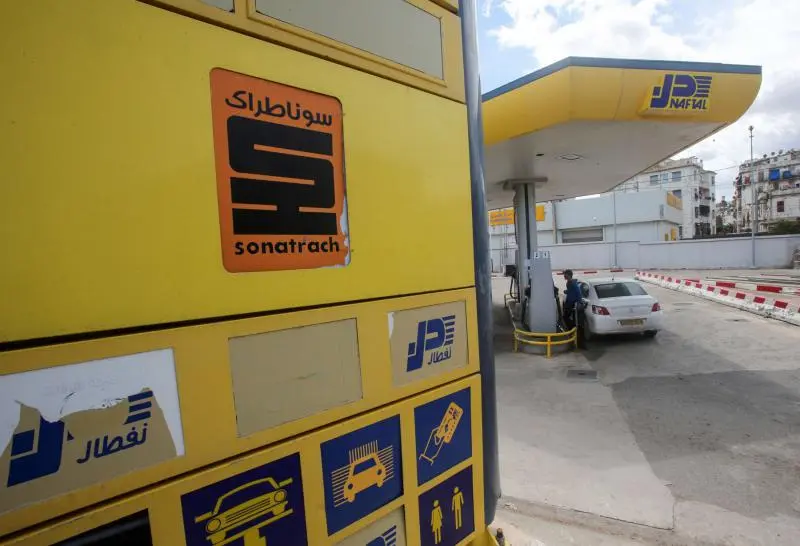 زيادة أسعار الوقود في الجزائر.. بيان رسمي يكشف الأسباب - الطاقة