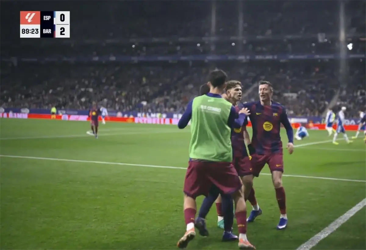 لاعب برشلونة بعد الفوز على إسبانيول: لدينا أفضلية على ريال مدريد