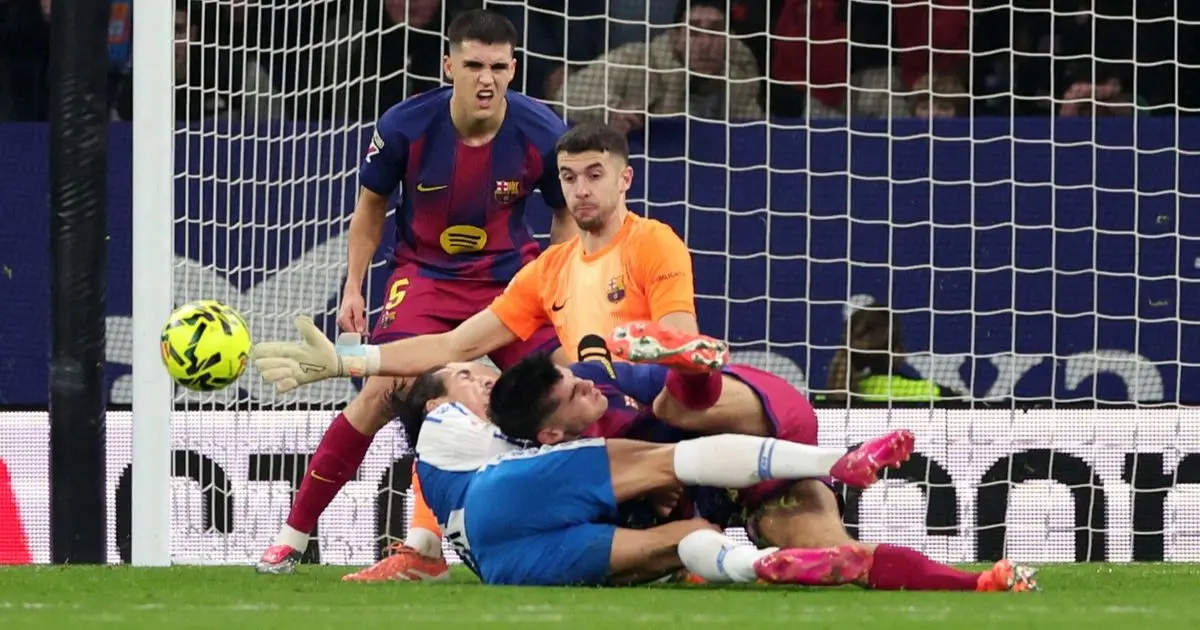 جوان غارسيا ينقذ برشلونة من "مصيدة الفئران" والبدلاء يحسمون الديربي