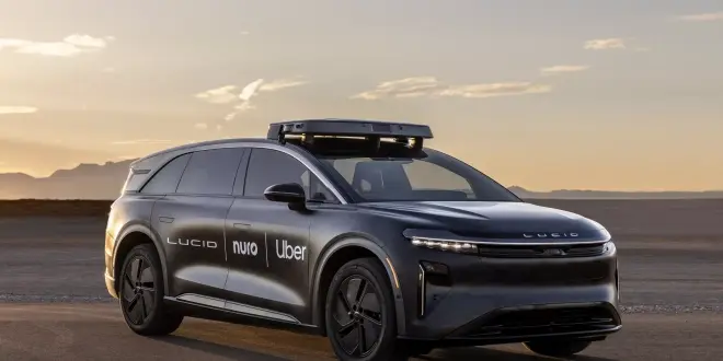 حملة جدلية في كاليفورنيا تتهم أوبر بالسعي لحصانة قانونية مع عودة الروبوتاكسي - سعودي شفت