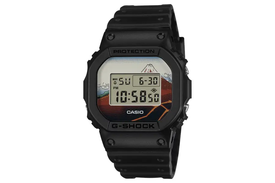 كاسيو تكشف عن ساعات G-Shock الذكية بتصميم هوكوساي في اليابان