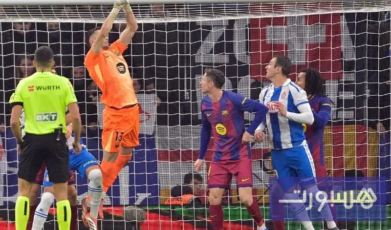 لجنة الحكام تعلق على حكم برشلونة وإسبانيول - هسبورت