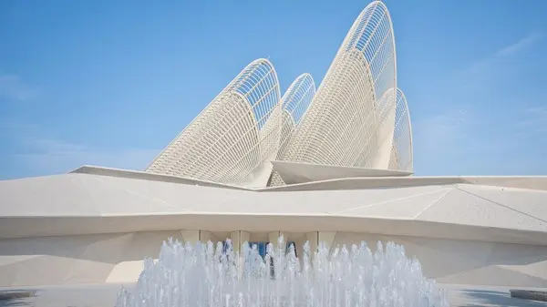 زهرة الخليج - «متحف زايد الوطني» يحتفي بمرور شهر على افتتاحه