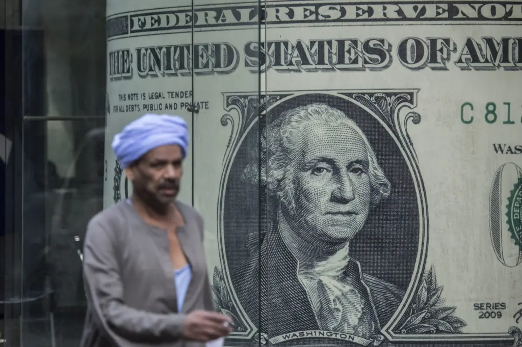 من الدولار إلى التضخم.. ما توقعات "ستاندرد تشارترد" لاقتصاد مصر في 2026؟ - Economy Plus