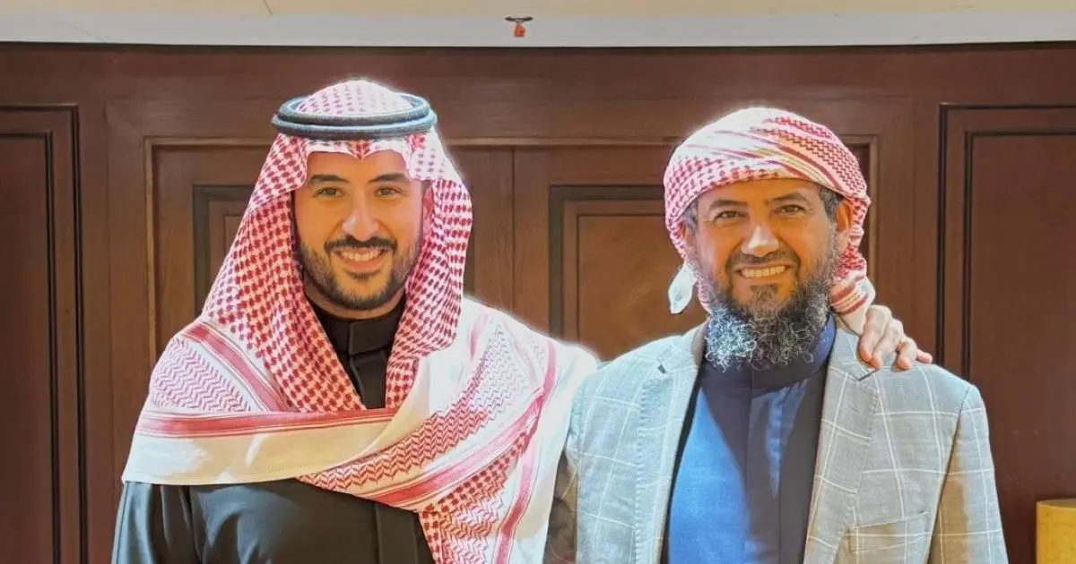 نائب رئيس "الانتقالي" يبحث بالسعودية مستجدات اليمن
