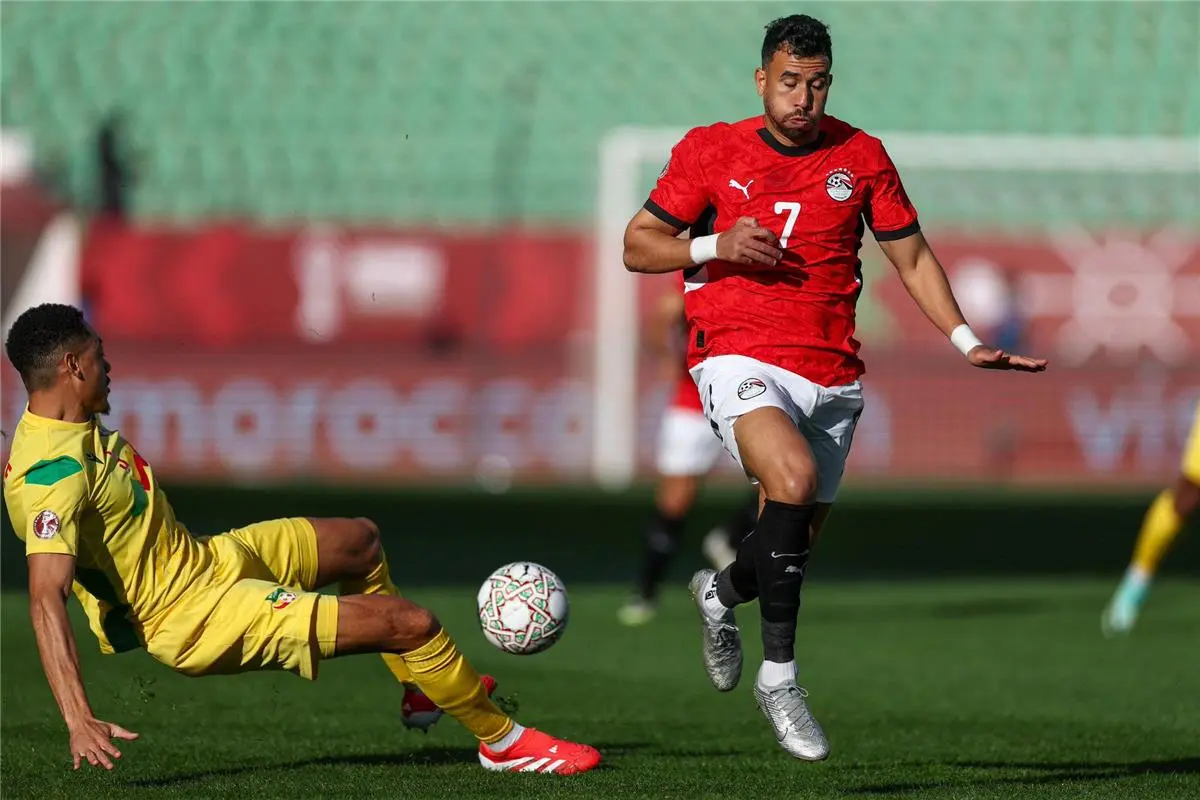 منتخب مصر يعلن حجم إصابة تريزيجيه أمام بنين