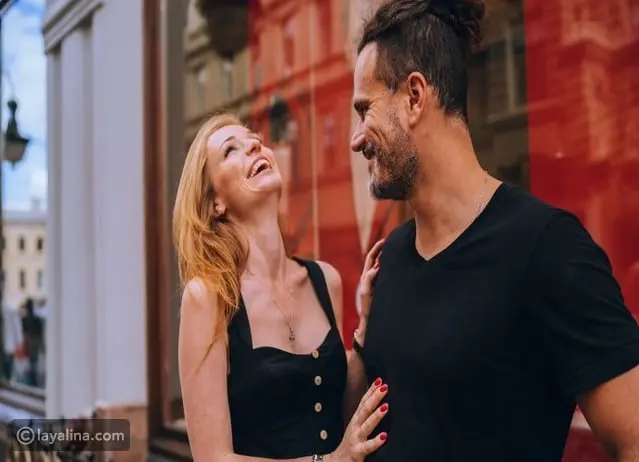 اكتشف حركات مغازلة ستجعل الذي أمامك يعشقك من اللحظة الأولى