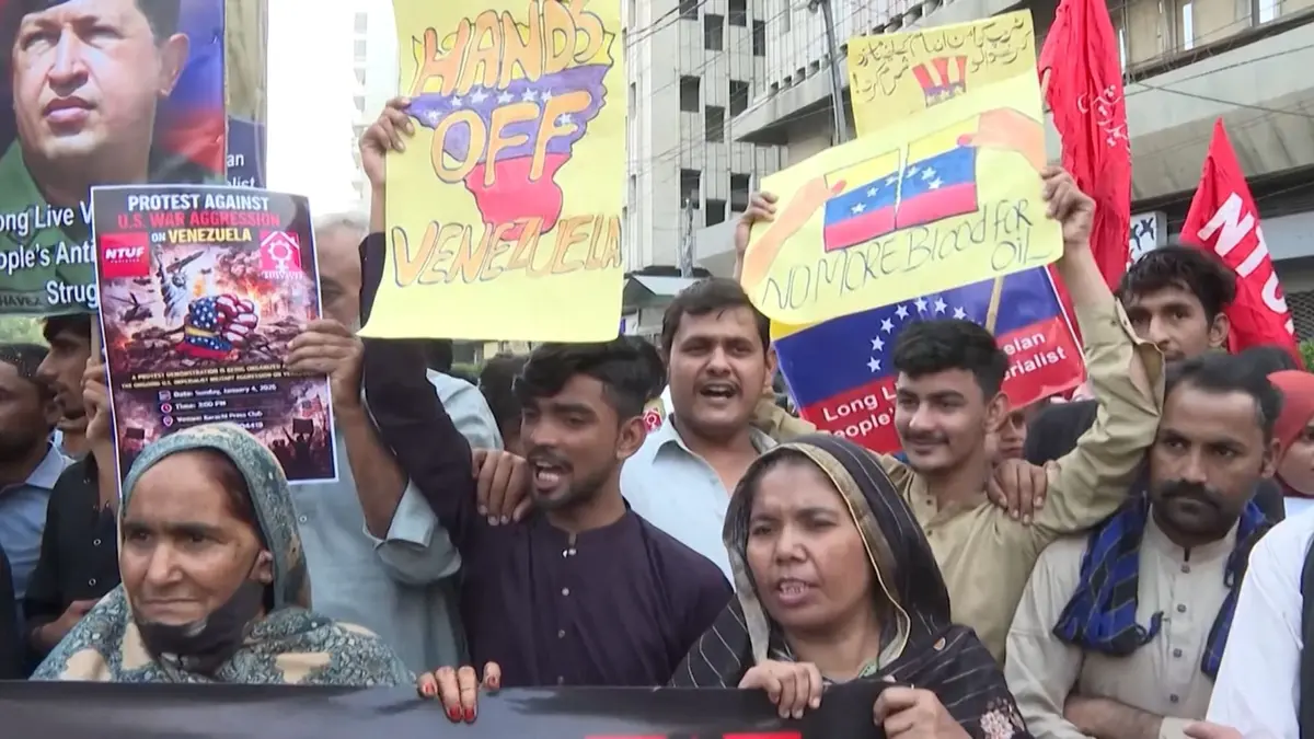 احتجاجات تندلع في أنحاء العالم ضد عملية أمريكا بفنزويلا واعتقال مادورو