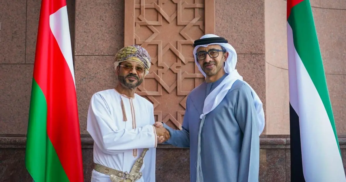البوسعيدي يزور أبوظبي ويلتقي وزير الخارجية الإماراتي