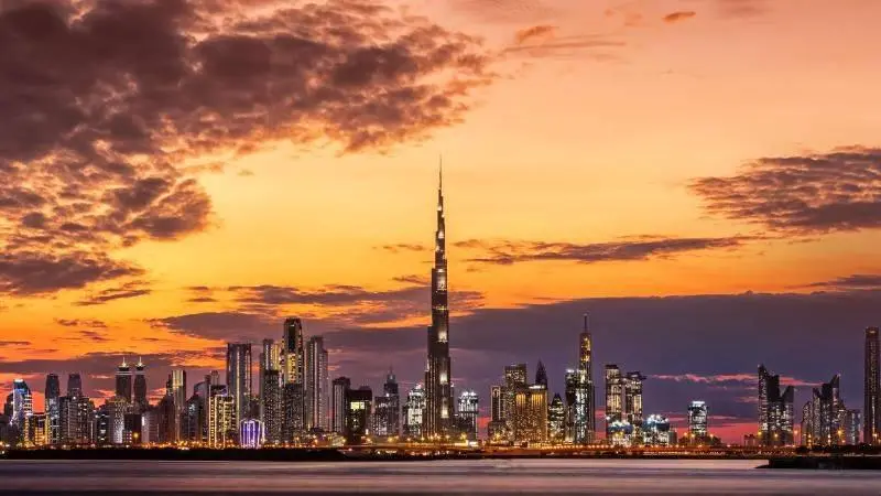 القطاع الخاص في الإمارات يختتم 2025 بنمو قوي