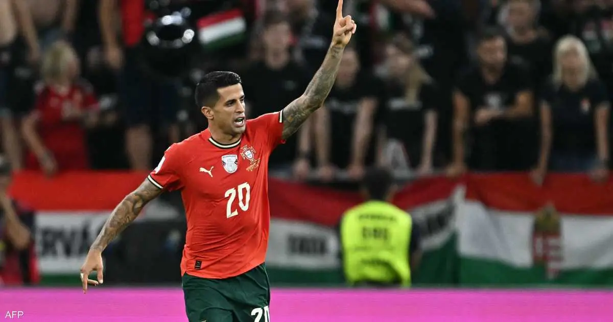 للصيف القادم.. برشلونة يستعير كانسيلو من الهلال السعودي