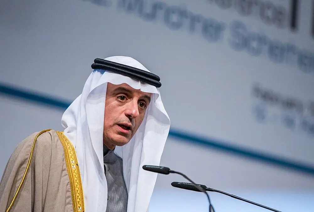 نحن بدو نسير بثقة.. «الجبير» يعيد صياغة الهوية السعودية للعالم