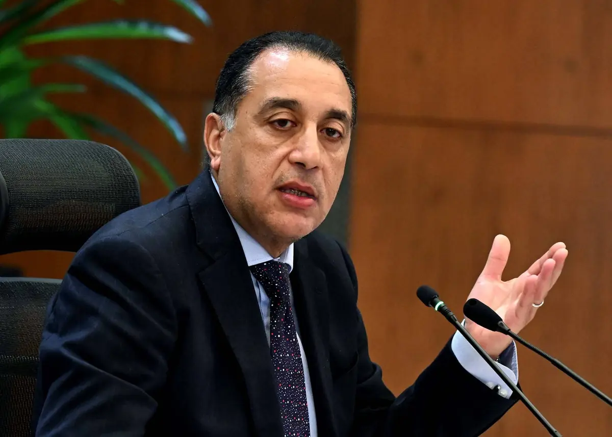 رئيس الوزراء: نتخذ خطوات احترافية لنزول الدين لأقل نسبة تشهدها مصر - أموال الغد