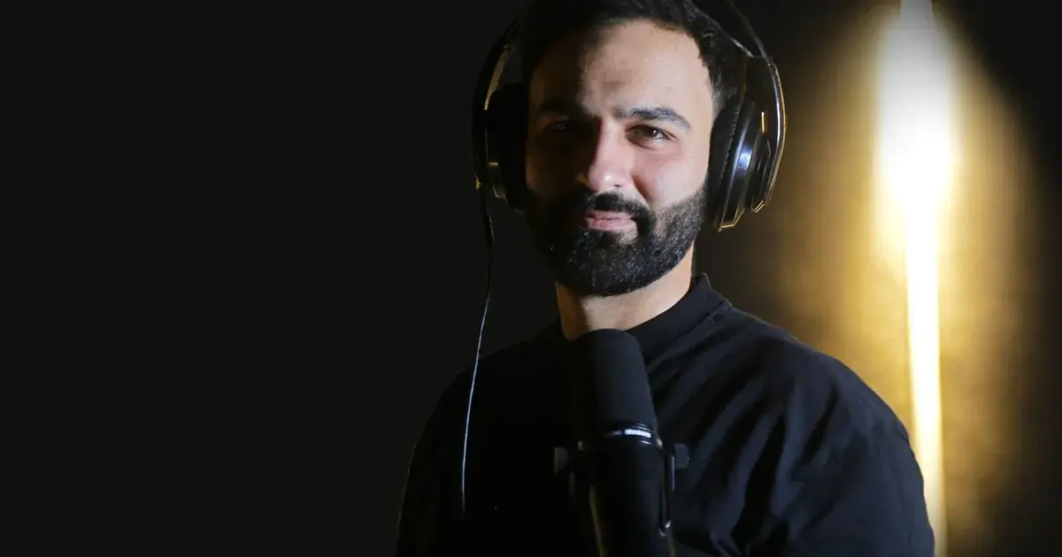 سائد نجم.. معنى أن تصنع "بودكاست" في فلسطين