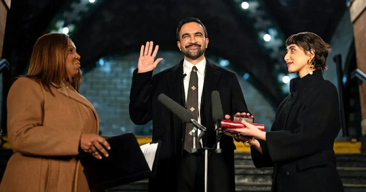 مصحف من سوريا العثمانية أقسم عليه ممداني معروض في نيويورك