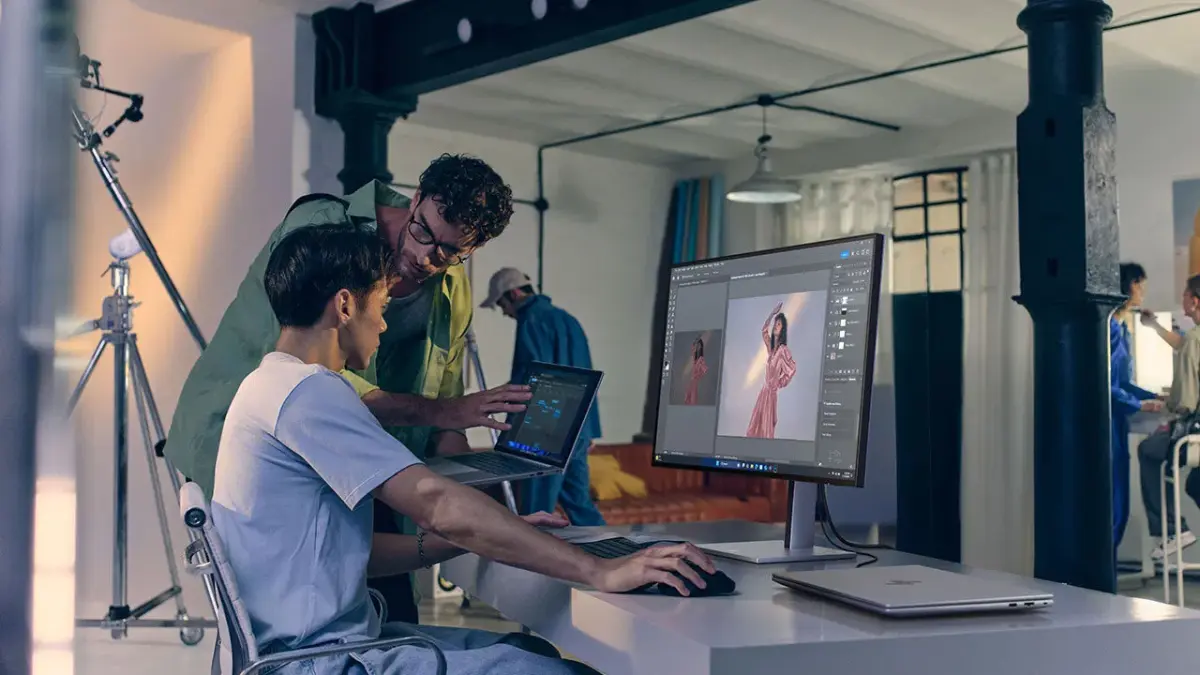 HP تكشف عن شاشة Series 7 Pro بحجم 31.5 بوصة ودقة 4K و120Hz