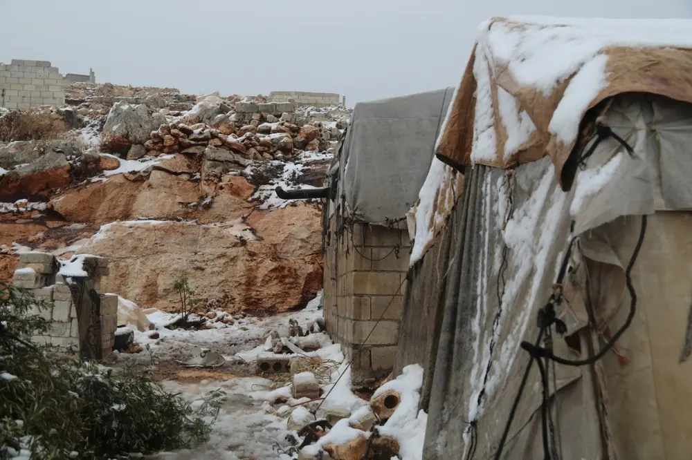 الشتاء يعمق مأساة النازحين في الشمال السوري