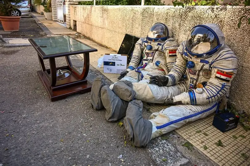 اختفاء بدلة رائد الفضاء السوري الراحل محمد فارس يثير تساؤلات حول حماية الإرث الوطني