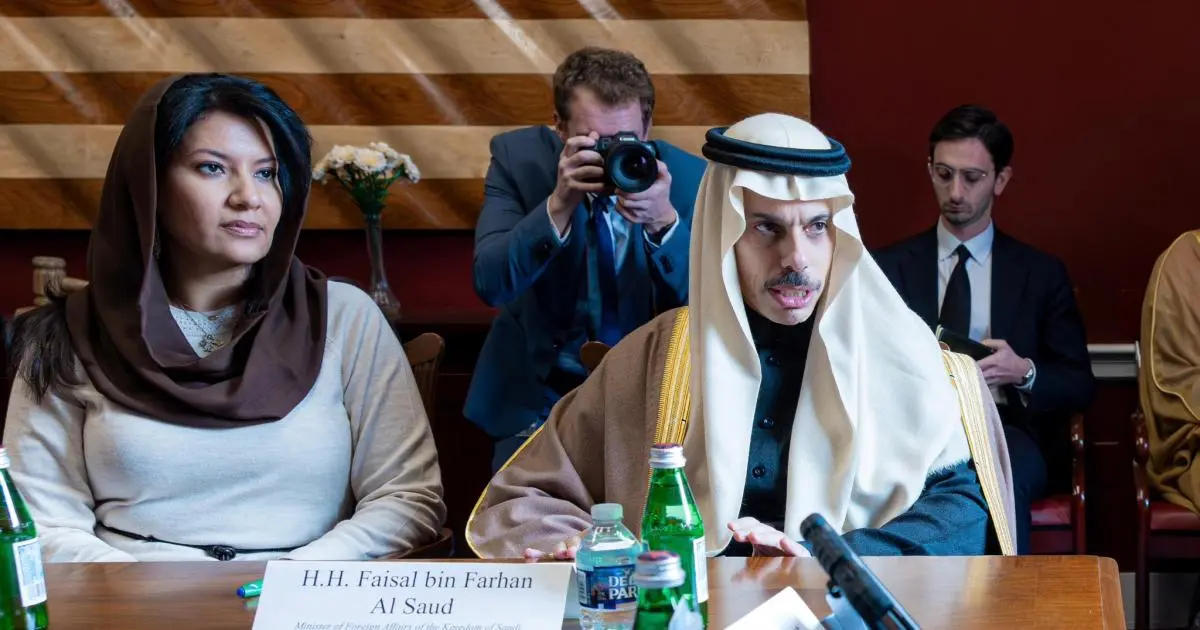 بن فرحان يبحث في واشنطن العلاقات والمستجدات الدولية