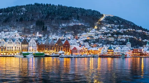 زهرة الخليج - رحلات الشتاء الاسكندنافية.. السحر البارد