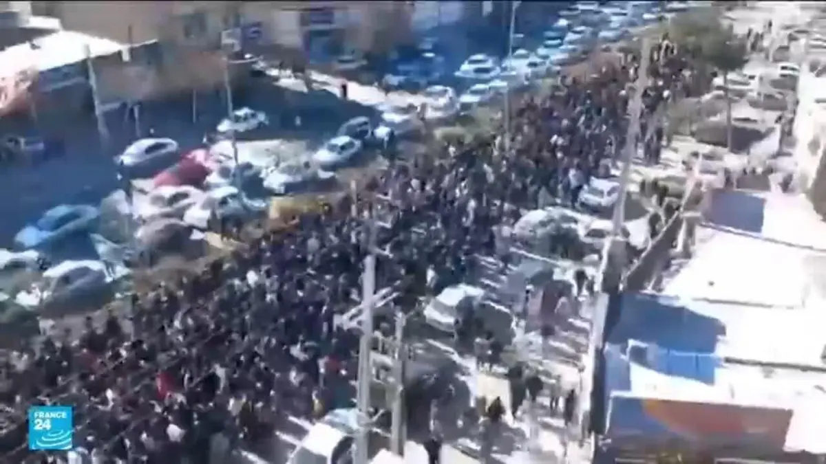 إيران تحت ضغط الاحتجاجات والعقوبات الاقتصادية وتهديدات ترامب